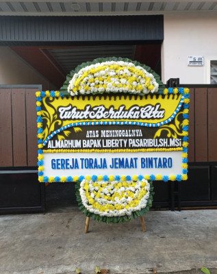 Papan Bunga Duka di Manokwari Selatan
