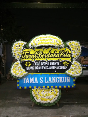 Papan Bunga Duka di Manokwari Selatan